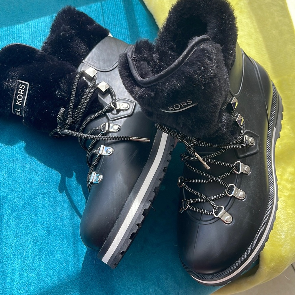 Michael Kors Lanis PVC and Faux Fur Rain Boot (6)